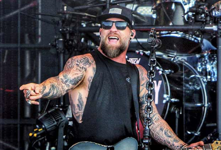 Brantley Gilbert Announces 'Off The Rails' 2024 Tour With Dylan Marlowe