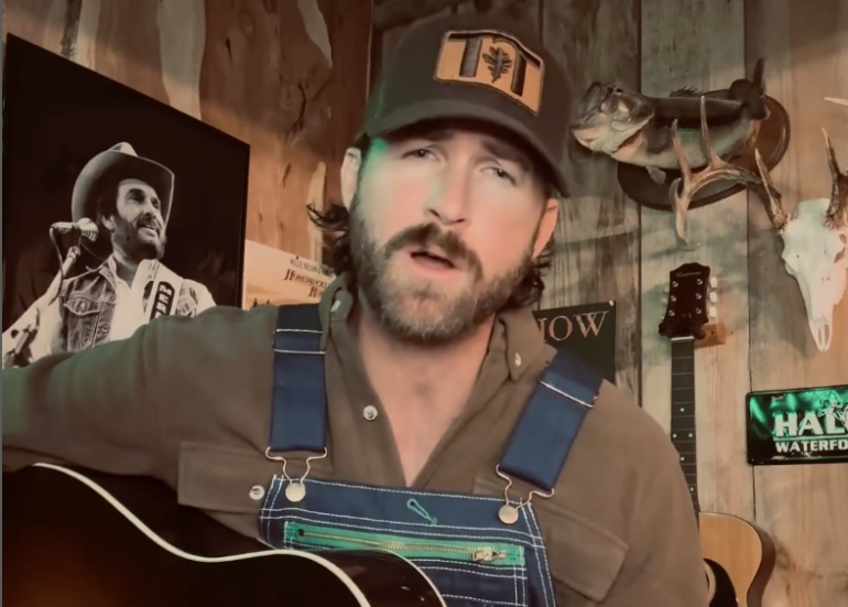 Riley Green Shares New Unreleased Song, "I Couldn't Fit That On A Sign