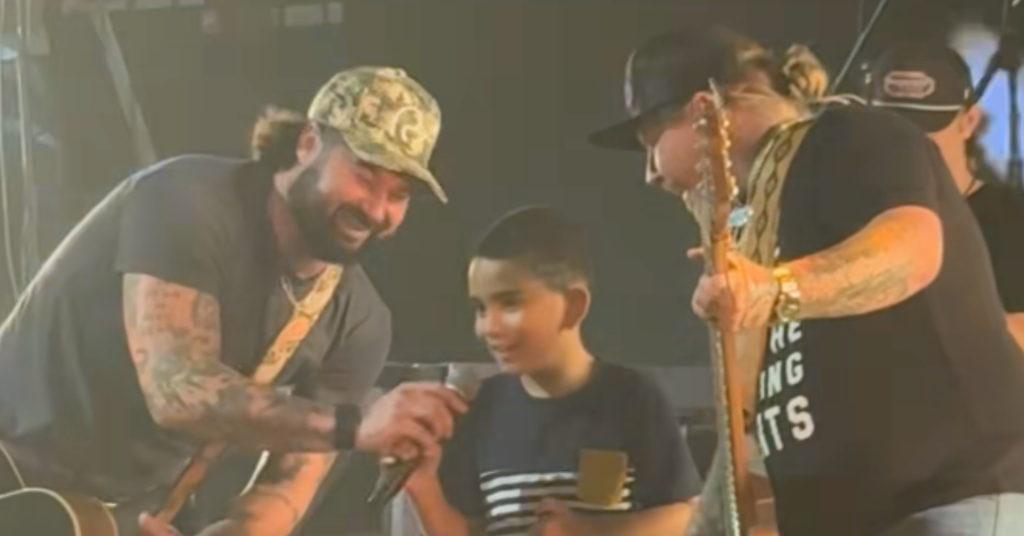 Koe Wetzel Rescues Young Fan Near A Fight In The Crowd And Brings Him Up On Stage At Washington D.C. Show
