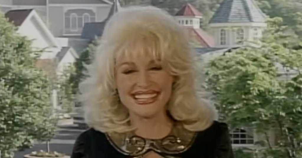 “Nobody Notices I’ve Got A Great A** Too” – Dolly Parton Once Shared Her Hilarious “Top 10 Pet Peeves” On Letterman Back In 1995, And It’s Still Comedy Gold